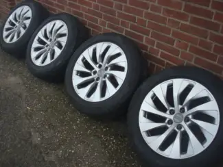 Autobanden 18’’Inch Originele Audi A7 S7 4K Velgen en banden Continental