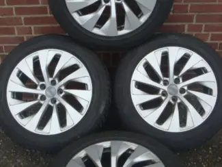 Autobanden 18’’Inch Originele Audi A7 S7 4K Velgen en banden Continental