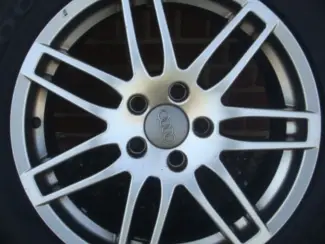 7 Inch Audi RS 4 Velgen en Banden Steek 5x112